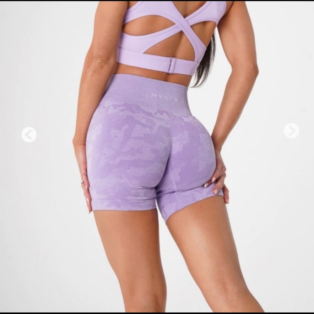 NVGTN Pink Camo Womens High Waisted Seamless Pro Shorts size Small. Brand new